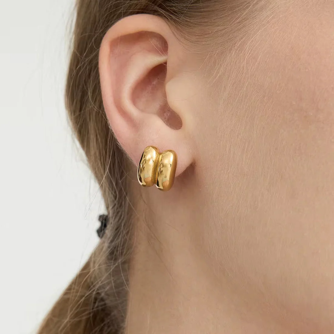 Aurea Studs